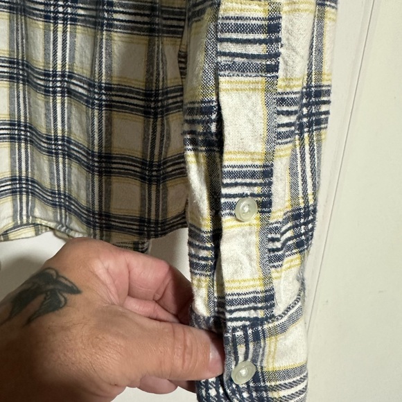 RVCA Men's Casual Plaid Shirt - Blue and Cream - Picture 6 of 9